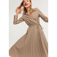 Платье befree 6104 Платье befree 6104